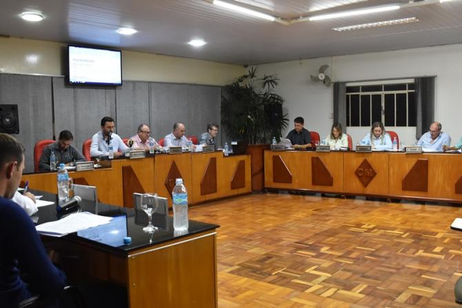 Câmara de Laranjeiras realiza sessão ordinária 010/18 